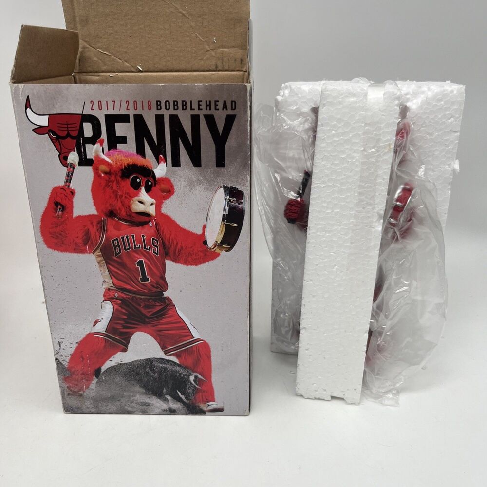 Chicago Bulls Benny The Bull Bobblehead Nee In Box 2017 2018